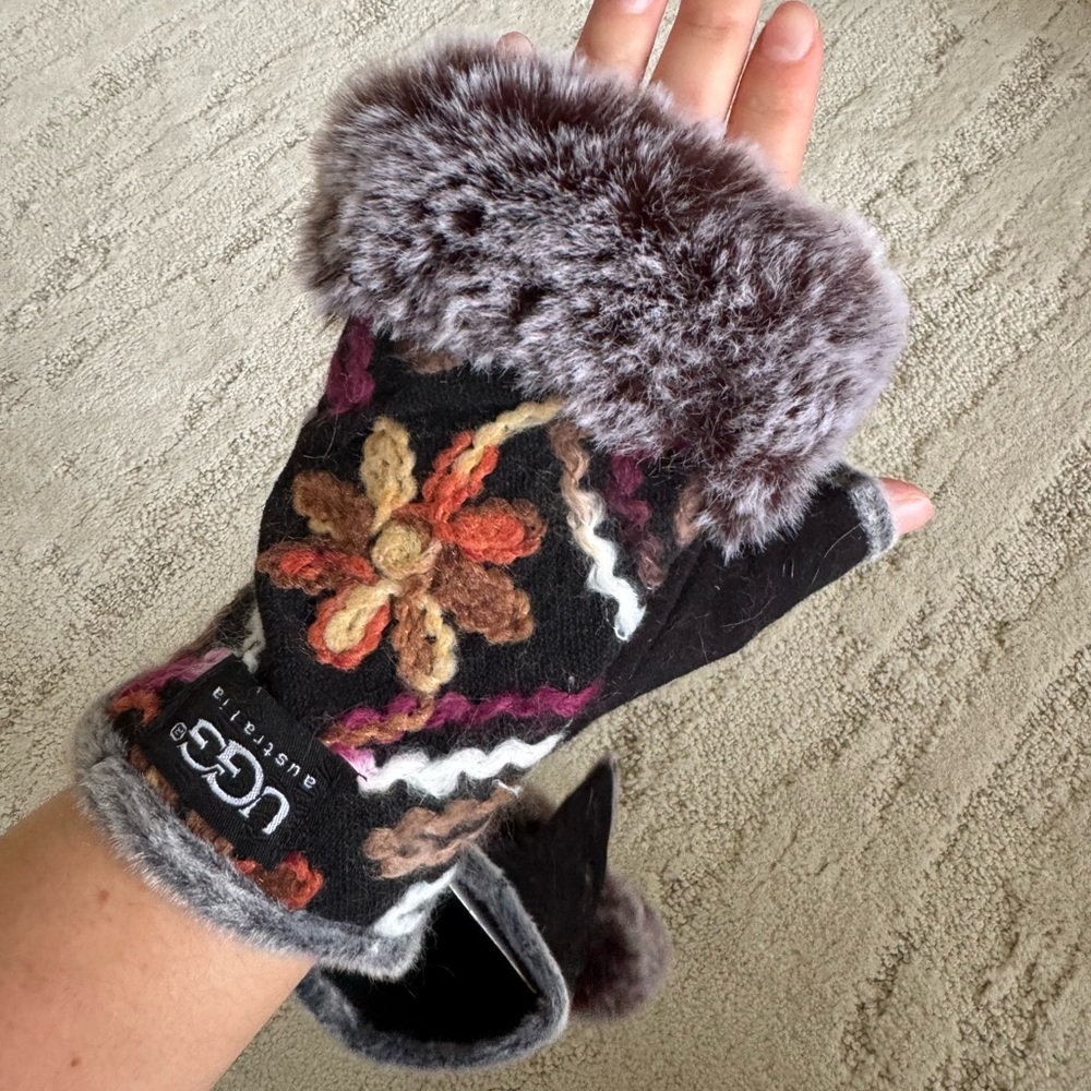 UGG Multicolor Floral Knit Fingerless Gloves